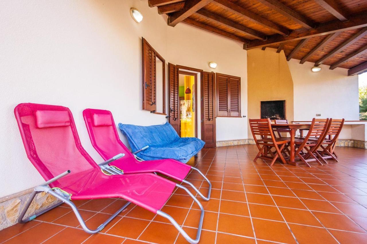 Sole Mare Deluxe Villa Campofelice Di Roccella Exterior photo