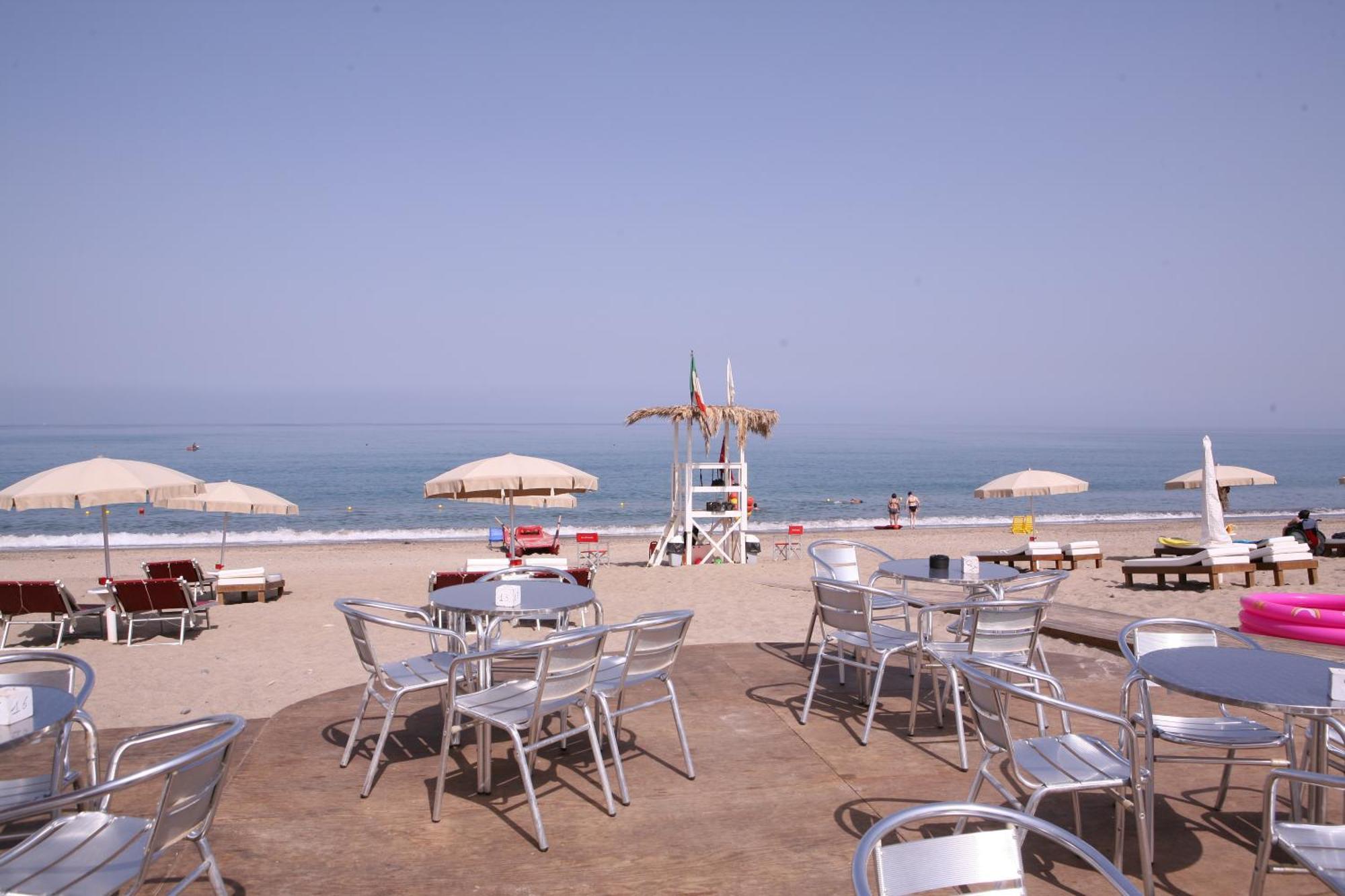 Sole Mare Deluxe Villa Campofelice Di Roccella Exterior photo